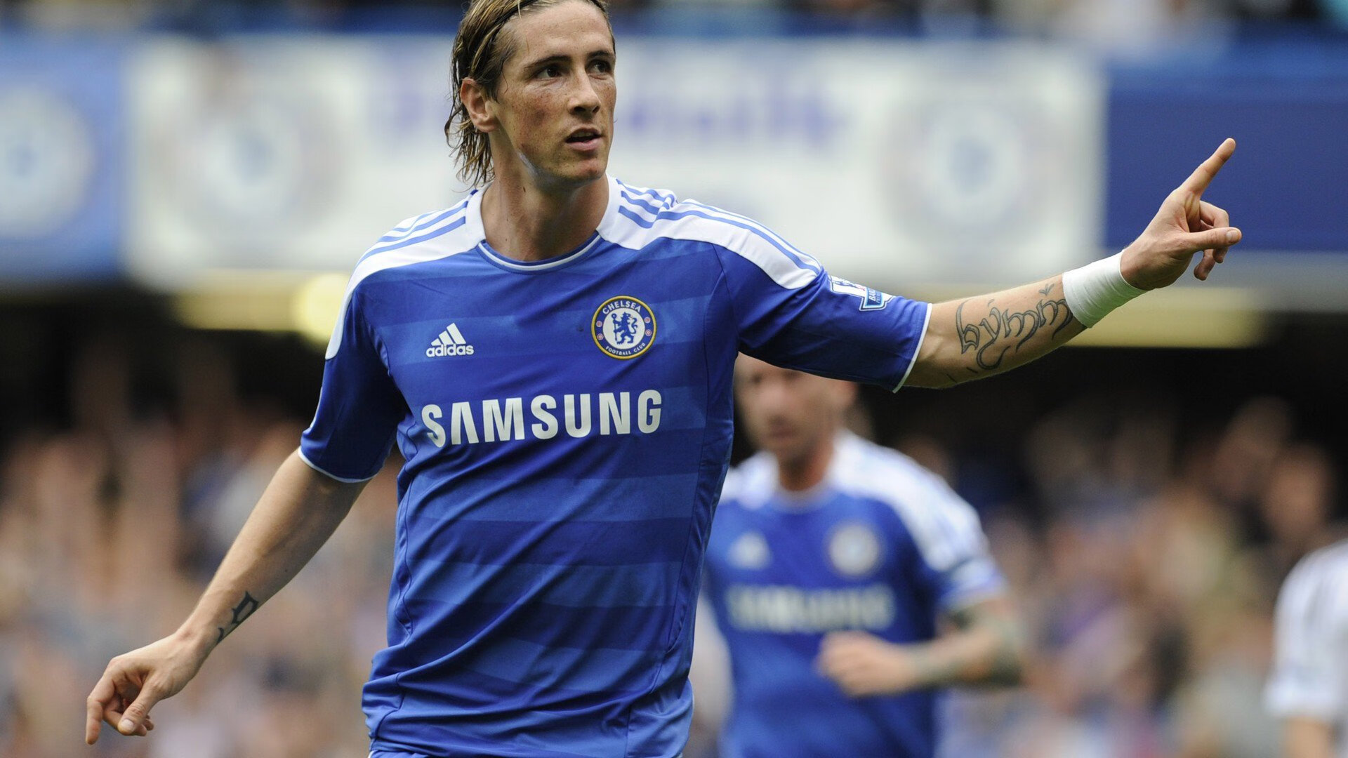 国足体能训练体系日益完善，记者_国足体能状况不太理想